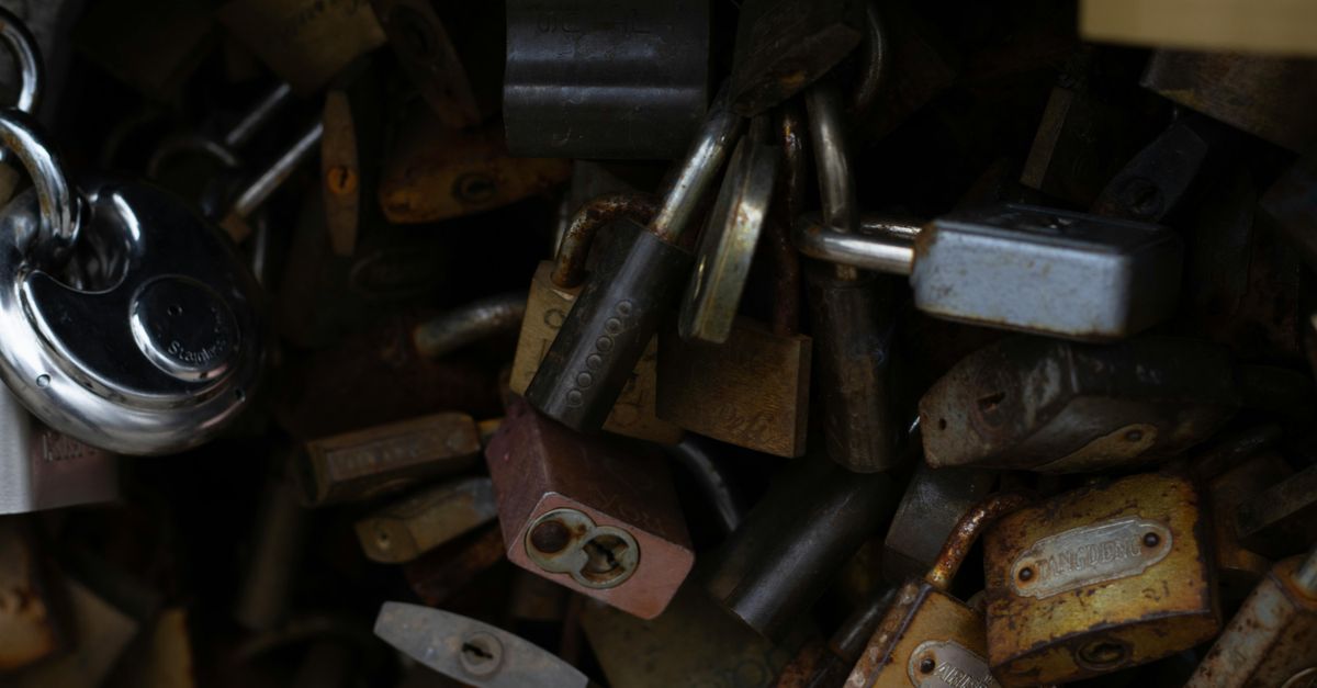 locksmith service technician — Clay County Locksmith