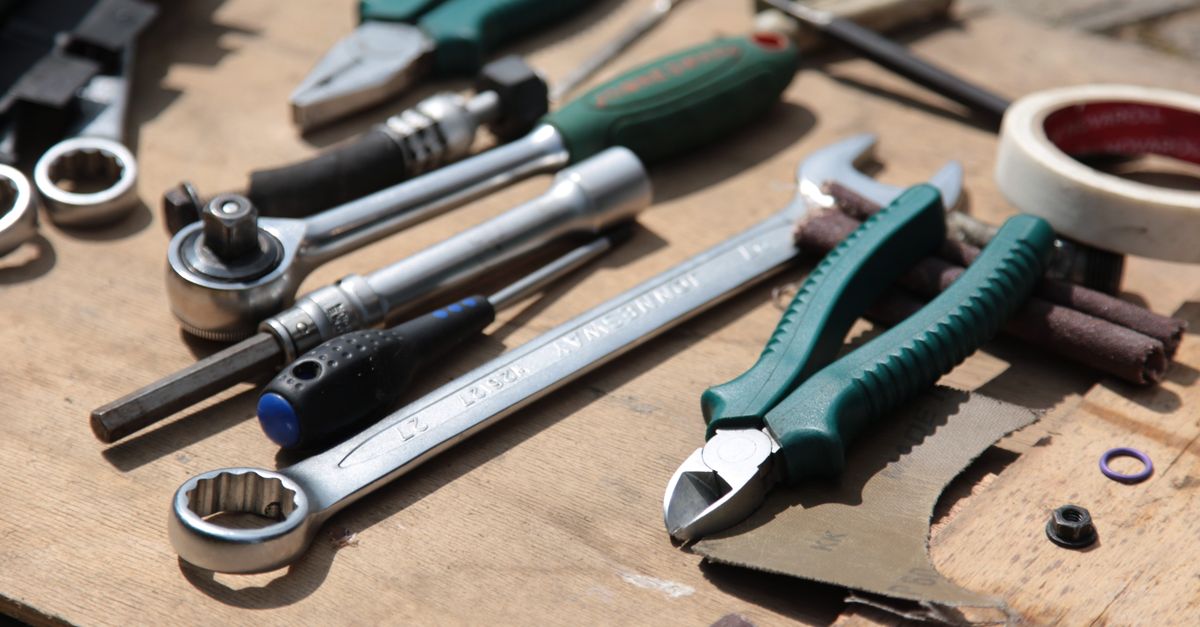 locksmith tools keys — Clay County Locksmith