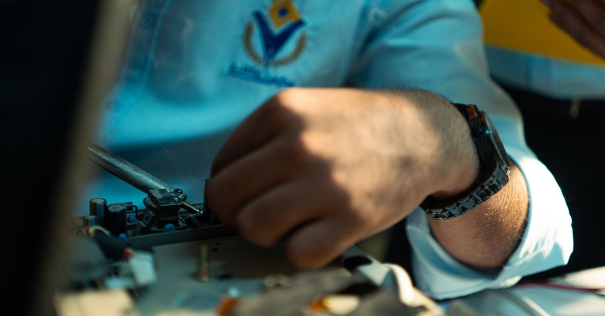 locksmith service technician — Clay County Locksmith