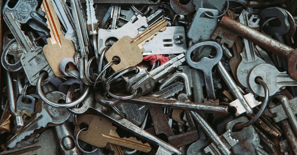door security hardware — Clay County Locksmith